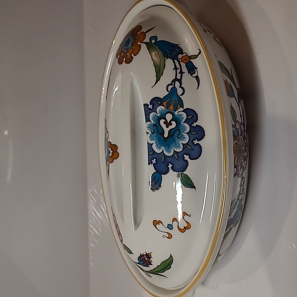 Vintage Royal worcester Palmyra Casserole dish with lid shape-21 size-2